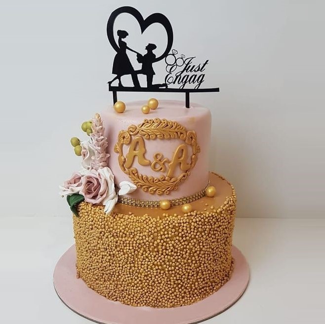 3 Tier Floral Cake | 3 Tier wedding Cake | Engagement Cake – Liliyum  Patisserie & Cafe